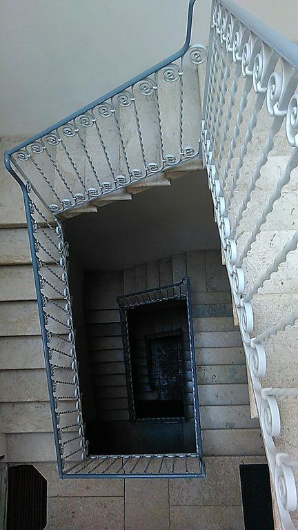 Vespri Love Trapani Bagian luar foto